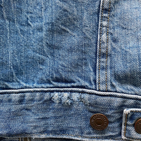 Levi’s Jean jacket - Picture 4 of 8